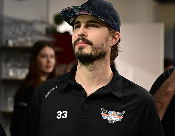 Tormann Thomas Höneckl (Steinbach Black Wings Linz), Steinbach Black Wings Linz , VIP Bereich, Linz AG Eisarena