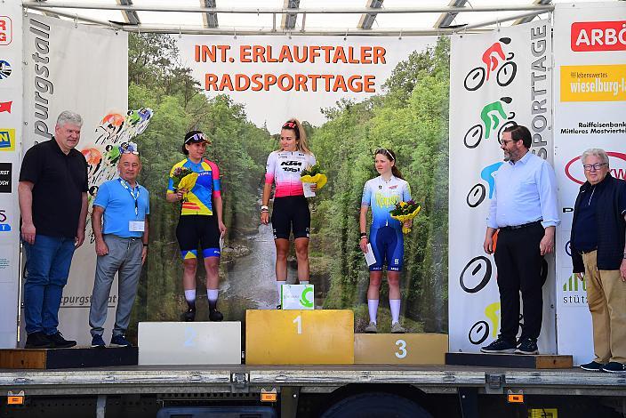 2. Platz Nadja Heigl (AUT, SU Bikestore CC), Siegerin Damen Belinda Holzer (AUT, Tirol Woman Cycling), 3. Platz Sophia Knaubert (AUT, Arbö Rapso Knittelfeld Elite, U23, Road Cycling League Austria