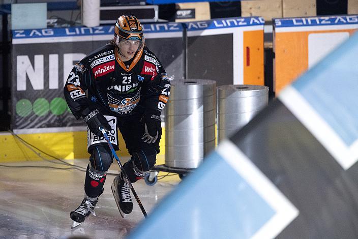 Patrick Söllinger (Steinbach Black Wings Linz) Steinbach Black Wings Linz vs Pioneers Vorarlberg, 13. Runde ICE Hockey League, Steinbach Black Wings Linz, Linz AG Eisarena 