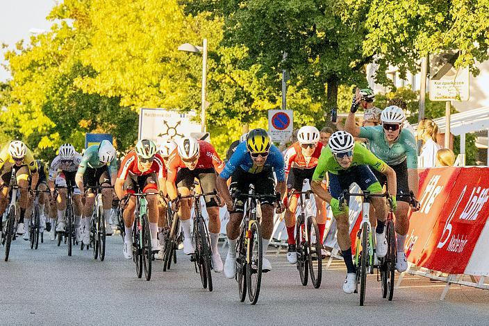 Etappensieger David Adam (SLO, Slowenien), 2. Platz  Elias Wändel (SWE, JEGG-SKIL-DJR9, 1. Etappe,  51. Int. Oberösterreich Junioren Rundfahrt, Marchtrenk - Marchtrenk