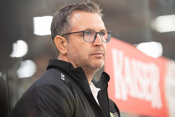 Assistent-Coach Mark Szücs (Steinbach Black Wings Linz) Steinbach Black Wings Linz  vs MAC Budapest