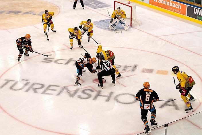 Will Pelletier (Steinbach Black Wings Linz) beim Bully Steinbach Black Wings Linz vs Spusu Vienna Capitals, bet-at-home ICE Hockey League