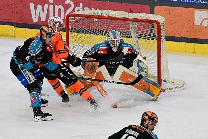 Logan Roe (Steinbach Black Wings Linz),  Tormann Rasmus Tirronen (Steinbach Black Wings Linz) Win2Day ICE Hockey League,  Steinbach Black Wings Linz vs Moser Medical Graz 99ers,  Linz AG Eisarena 