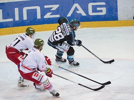 Mike Ouellette, Linz EHC Liwest Black Wings Linz vs HCB Suedtirol, 5. Viertelfinale