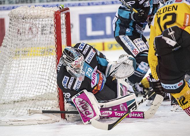 Tormann Michael Ouzas (EHC Liwest Black Wings Linz) EHC Liwest Black Wings Linz vs spusu Vienna Capitals