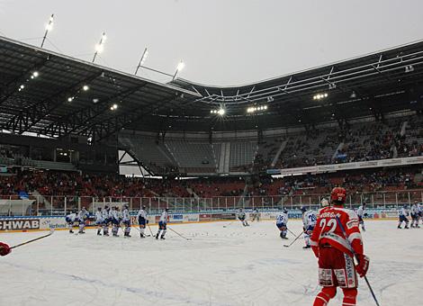 Stadion Klagenfurt, Aufwaermen