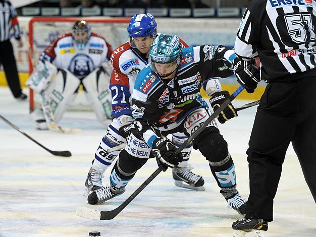 Danny Irmen, Linz und Dustin Jeffrey, Zagreb, EHC Liwest Black Wings Linz vs KHL Medvescak Zagreb