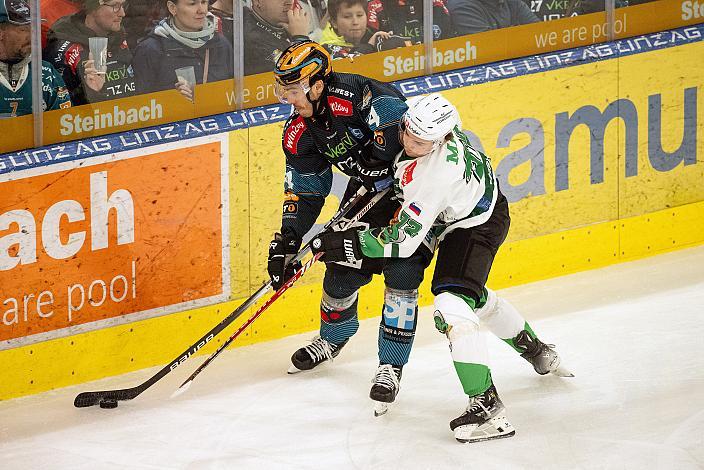 Nico Feldner (Steinbach Black Wings Linz),  Bine Masic (Olimpija Ljubljana), Steinbach Black Wings Linz vs HK SZ Olimpija Ljubljana, Linz AG Eisarena 