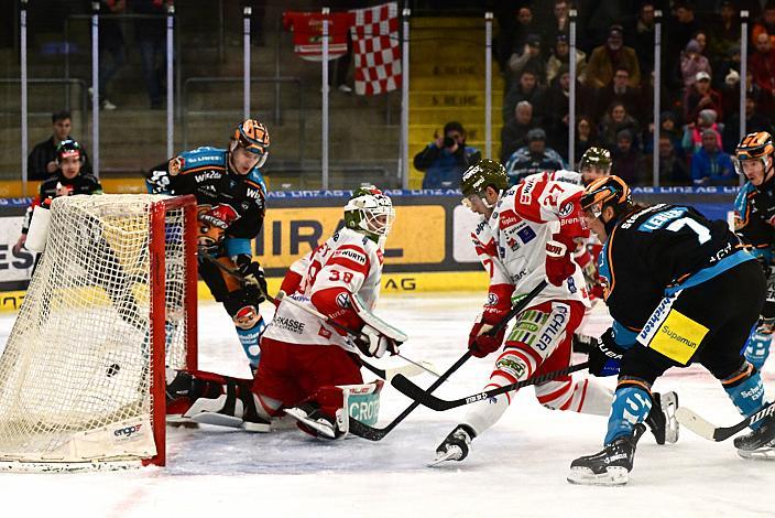  Brian Lebler (Steinbach Black Wings Linz) trifft zum 3 zu 0, Win2Day ICE Hockey League,  Steinbach Black Wings Linz vs  HCB Südtirol Alperia,  Linz AG Eisarena 