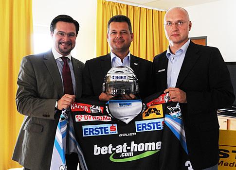 Martin Janovsky, OOE Versicherung, Ing. Peter Freunschlag, Praesident Liwest Black Wings, Thomas Gresak Fa. Liwest