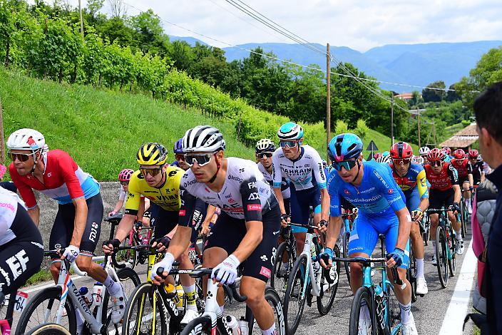 Im Bergtrikot Lorenzo Fortunato (ITA, XDS Astana Team) 108. Giro d Italia, Stage 14, Fiume Veneto - Asiago (219km)