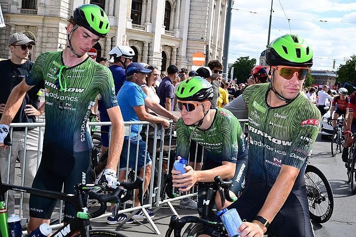 Richard Riska (SVK, Hrinkow Advarics), Valentin Poschacher (AUT, Hrinkow Advarics), Loic Bettendorff (LUX, Hrinkow Advarics) 5. Etappe von Langenlois nach Wien, 109km, Tour of Austria