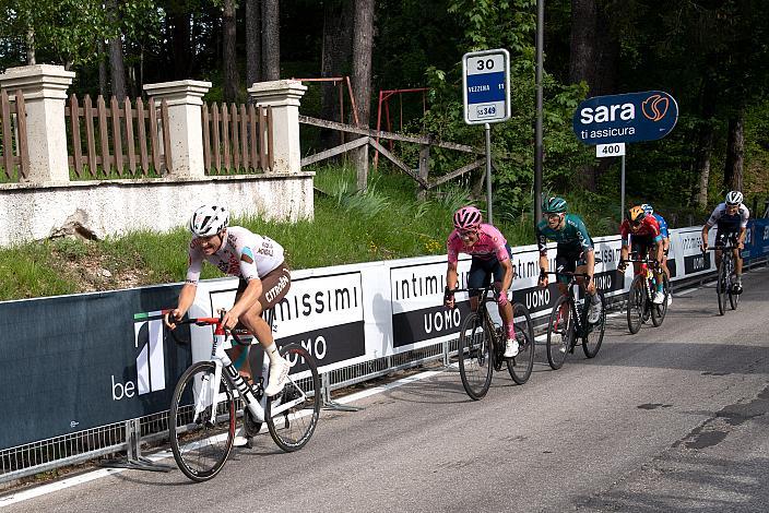 Felix Gall (AUT, AG2R Citroen Team), Richard Carapaz (ECU, Ineos Grenadiers), Jai Hindley (AUS, Bora - Hansgrohe), Stage 17 Ponte di Legno - Lavarone, 105. Giro d Italia, UCI Worl Tour