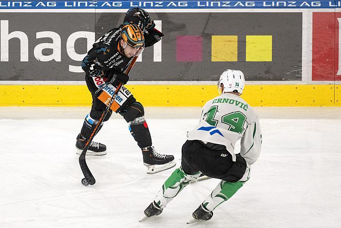 Daine Todd (Steinbach Black Wings Linz), Aljosa Crnovic (HK SZ Olimpija)  Steinbach Black Wings Linz vs HK SZ Olimpija, 30. Runde, Trikot Movember, ICE Hockey League, Steinbach Black Wings Linz, Linz AG Eisarena 