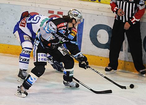 Franklin MacDonald Liwest Black Wings Linz vs. KHL Medvescak Zagreb