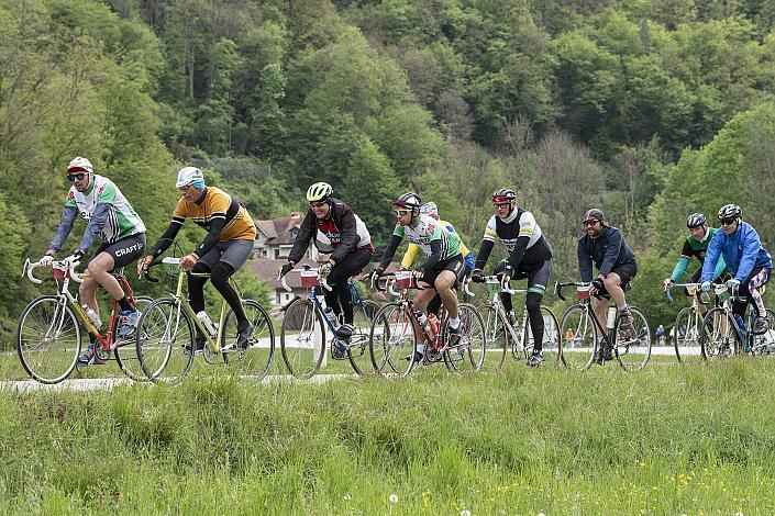 das Feld der Fahrer im Aschachtal