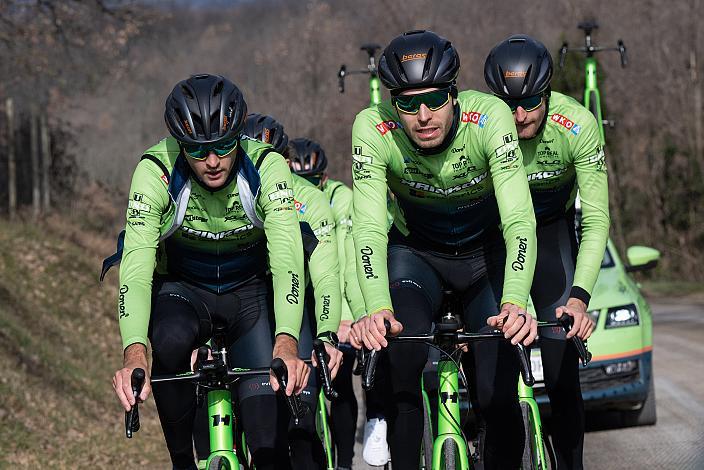 Michael Konczer (AUT, Hrinkow Advarics), Jonas Rapp (GER, Hrinkow Advarics) Trainingscamp Porec, Kroatien, Team Hrinkow Advarics Cycleang, UCI Continental Team, 