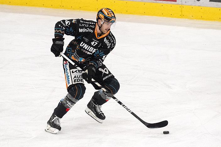 Logan Roe (Steinbach Black Wings Linz)  Steinbach Black Wings Linz vs HK SZ Olimpija, 30. Runde, Trikot Movember, ICE Hockey League, Steinbach Black Wings Linz, Linz AG Eisarena 