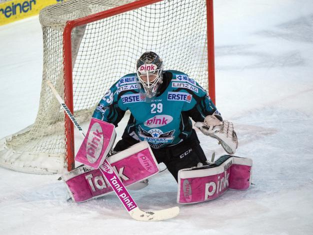 Tormann Michael Ouzas (EHC Liwest Black Wings Linz) EHC Liwest Black Wings Linz vs HC TWK Innsbruck  Die Haie, Pick Round