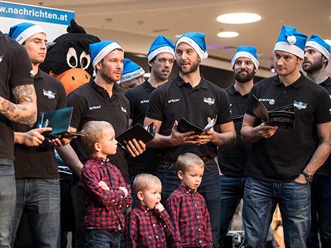 Marc-Andre Dorion (EHC Liwest Black Wings Linz), Philipp Lukas (EHC Liwest Black Wings Linz), Tormann Florian Janny (EHC Liwest Black Wings Linz), Rob Hisey (EHC Liwest Black Wings Linz), Joel Broda (EHC Liwest Black Wings Linz)  EHC Liwest Black Wings Li