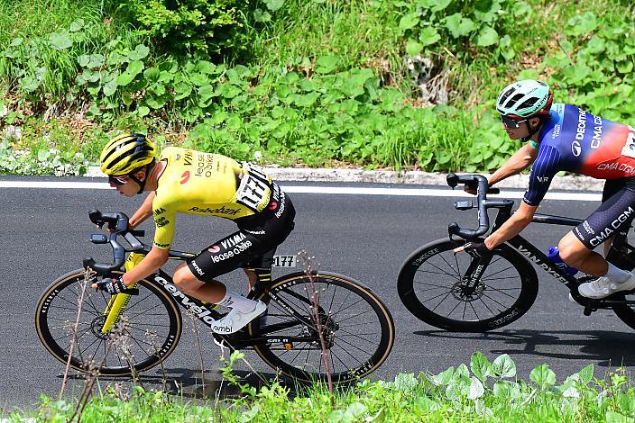 v.l. Davide Piganzoli (ITA, Team Visma - Lease a Bike), Felix Gall (AUT, Decathlon CMA CGM Team) Gemona del Friuli 1976-2026 - Piancavallo, 109. Giro d Italia