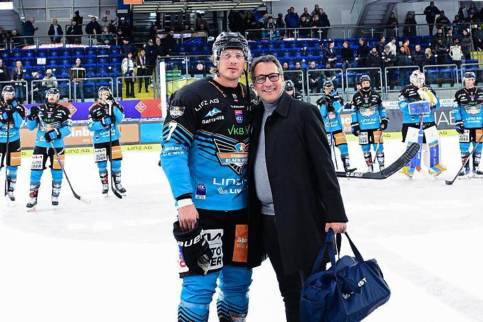 Spieler des Abends Brian Lebler (Steinbach Black Wings Linz), 23. Runde ICE, Steinbach Black Wings Linz vs HCB Suedtirol Alperia, Linz AG Eisarena 
