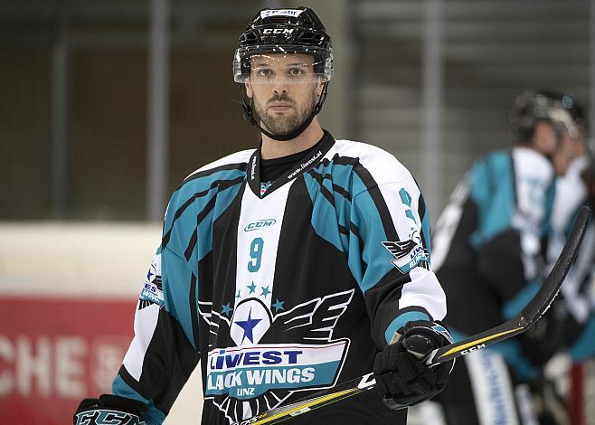 Rick Schofield (EHC Liwest Black Wings Linz) Eishockey Testspiel, EHC Liwest Black Wings - CEZ Motor Ceske Budejovice