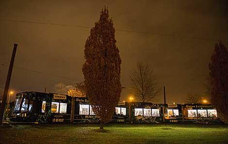 Die Liwest Black Wings Linz Strassenbahn.