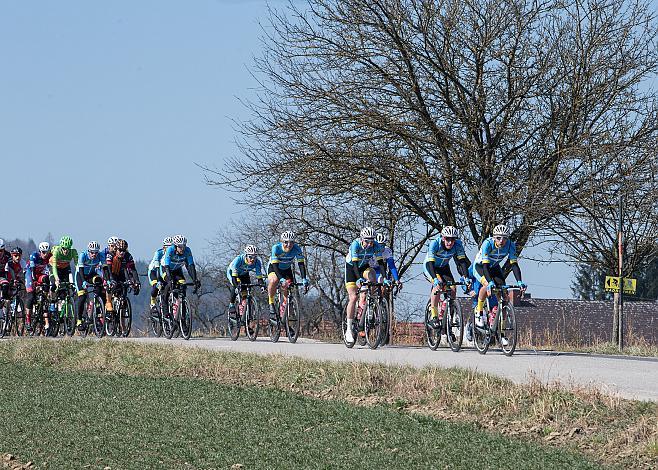 Team Felbermayr Simplon Wels  an der Spitze des Rennens