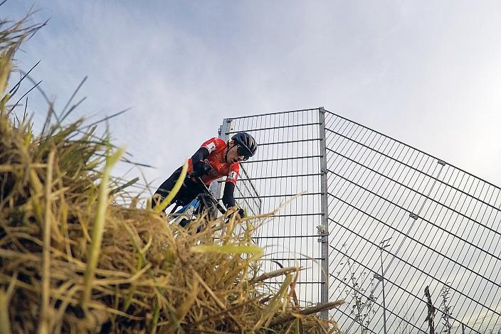 Platz 3 für den Führenden in der Rad Cross Liga Jakob Reiter (AUT, Hrinkow Advarics), Radquerfeldein GP um das Sportzentrum Gunskirchen, Rad Cyclo Cross, 