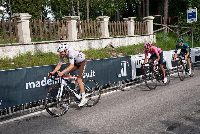 Felix Gall (AUT, AG2R Citroen Team), Richard Carapaz (ECU, Ineos Grenadiers), Jai Hindley (AUS, Bora - Hansgrohe), Stage 17 Ponte di Legno - Lavarone, 105. Giro d Italia, UCI Worl Tour