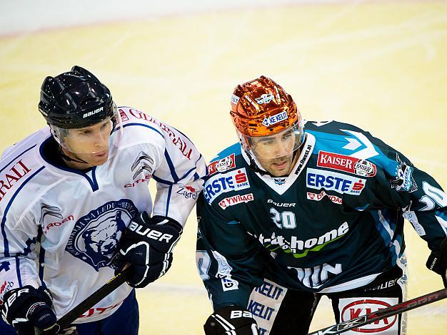 #20 Brad Moran, EHC Liwest Black Wings Linz, und #24 Brian Willsie, Zagreb, EHC Liwest Black Wings Linz vs KHL Medvescak Zagreb