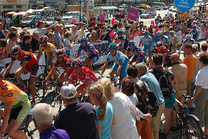 Start zur 57. Österreich Rundfahrt, 1. Etappe Linz - Salzburg