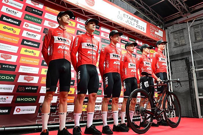 Team WSA KTM Graz  Teampräsentation Stadtplatz Steyr, Tour of Austria, Steyr Austria