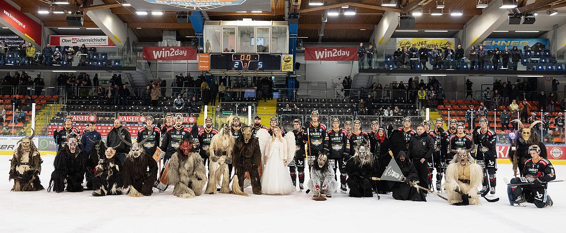 Perchten aus Linz bei den Steinbach Black Wings Linz vs Moser Medical Graz 99ers, 24. Runde, ICE Hockey League, Steinbach Black Wings Linz, Linz AG Eisarena 