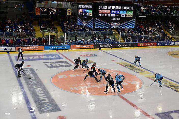 Steinbach Black Wings Linz - HK Nitra (SVK), Linz AG Eisarena 