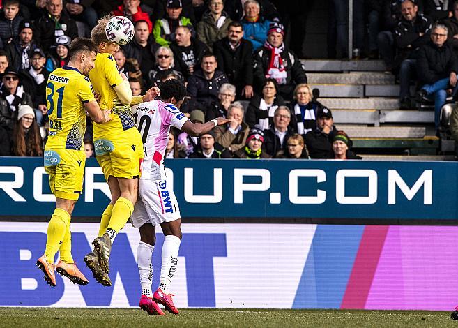  v.l. Nico Gorzel (spusu SKN St.Poelten), Christoph Klarer (spusu SKN St. Poelten), Samuel Tetteh (LASK Linz)