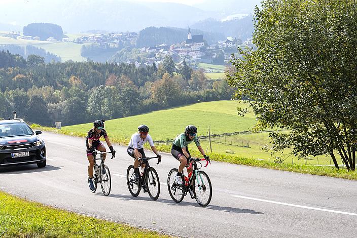 Damen Spitze, Sylvia Gehnböck (AUT, Team Format RC), Barbara Mayer (AUT, RC ARBÖ SK Vöest), Katharina Machner (AUT, La Musette Radunion). Mühlviertler Hügelwelt Classik, Königswiesen,  U23, Elite Damen und Herren