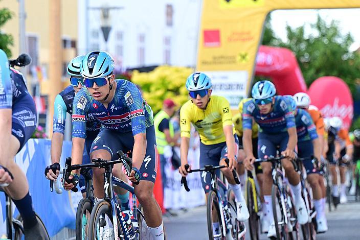 Im Gelbe Trikot Henrique Ribeiro Bravo (BRA, Soudal - Quickstep Devo Team) 2. Etappe Eferding - Reichersberg, Oberösterreich Rundfahrt