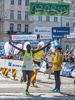 Sieger Marathon Antony Maritiem, KEN, Marathon Linz