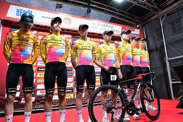 Team Vorarlberg Teampräsentation Stadtplatz Steyr, Tour of Austria, Steyr Austria