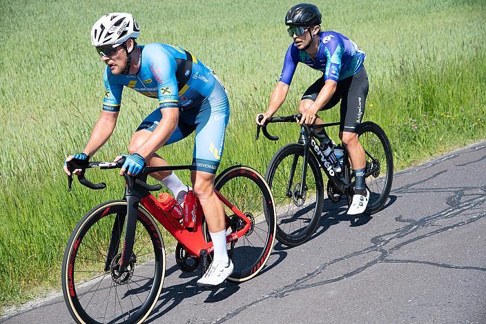 Attacke von Michal Kukrle (CZE, Team Felbermayr Simplon Wels) mit Tristan Saunder (AUS, Team Bridge Lane), 2. Etappe Wels - Bad Leonfelden, Int. Raiffeisen Oberösterreich Rundfahrt UCI Kat. 2.2