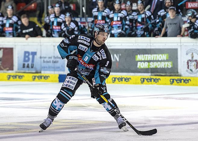  Rick Schofield (EHC Liwest Black Wings Linz) EHC Liwest Black Wings Linz vs EKHL Medvescak Zagreb