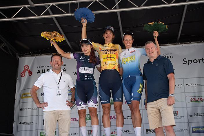 Podest Damen 2. platz Elisa Winter (AUT, Union Raiffeisen Radteam Tirol), Siegerin Petra Zsanko (HUN, Massi Tactic Womens Team), 3. Platz Sabina Stadler (AUT, Arbö Rapso Knittelfeld), Damen Elite, U23, Cycling League Austria Radliga, Mühlviertler Hügelwelt Classic Elite Damen, Königswiesen, OÖ