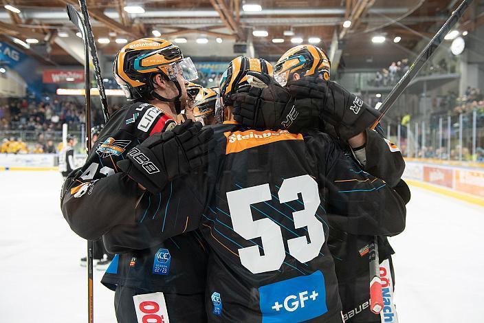 Marc-Andre Dorion (Steinbach Black Wings Linz). feiert sein Tor. Steinbach Black Wings Linz vs HC Pustertal Woelfe, 7. Runde ICE Hockey League, Steinbach Black Wings Linz, Linz AG Eisarena