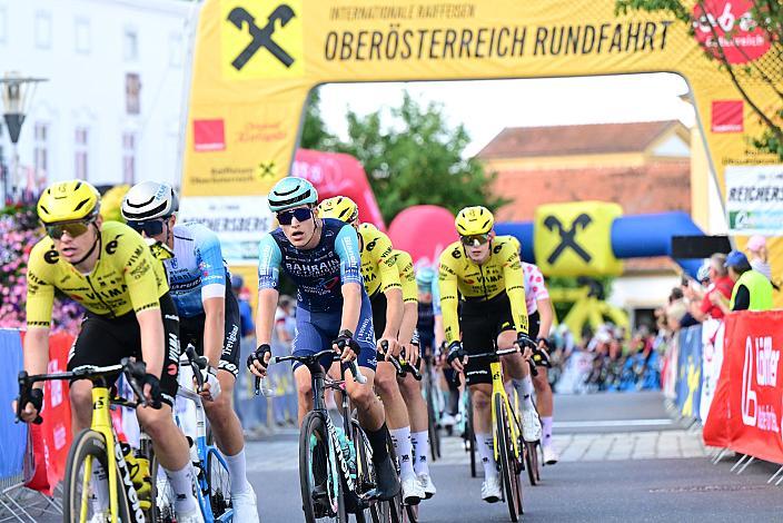 Zieleinfahrt in Reichersberg 2. Etappe Eferding - Reichersberg, Oberösterreich Rundfahrt