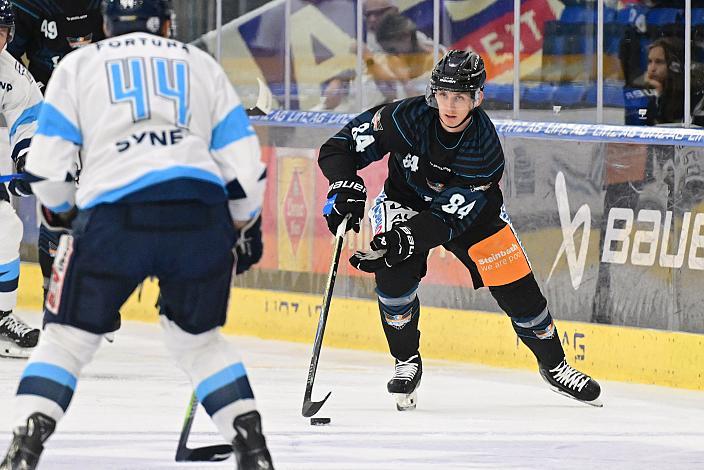 Luis Lindner (Steinbach Black Wings Linz)  Steinbach Black Wings Linz vs Bili Tygri Liberec (CZE) , Linz AG Eisarena 