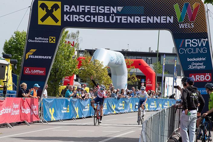Damen 2. Platz Jana Gigele (AUT, Arbö Rapso Knittelfeld),  Siegerin Petra Zsanko (HUN, Arbö Rapso Knittelfeld), 3. Platz Eva Schien (GER, Team Cookina Arbö Askp Graz), Road Cyling League Austria, Damen Elite, U23, Road Cycling League Austria, 62. Raika Kirschbluetenrennen, Wels, Oberösterreich