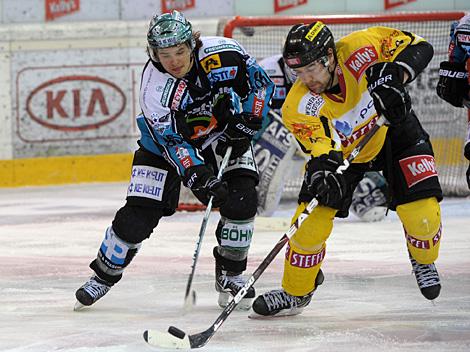 Martin Mairitsch, Linz und Christian Dolezal, Vienna, UPC Vienna Capitals vs EHC Liwest Black Wings, Play Off -Viertelfinale, Spiel 2