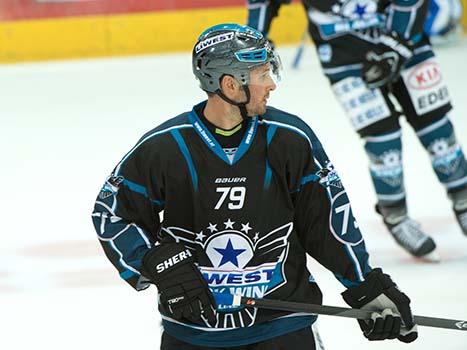 Gregor Baumgartner, EHC Liwest Black Wings Linz vs HK Mountfield